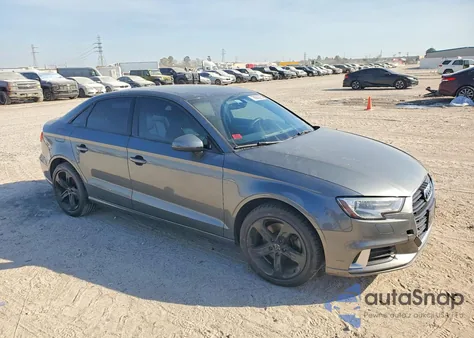 2017 Audi A3 Premium из США, поврежденный, VIN WAUAUGFF6H1029616